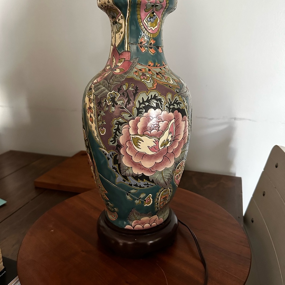 Artistic Floral Vase with Intricate Patterns